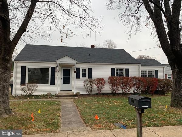 110 PERSHING AVENUE NW, LEESBURG, VA 20176