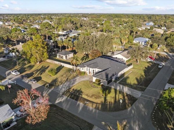 2161 SW Hyacinth Street, Port Saint Lucie, FL 34953