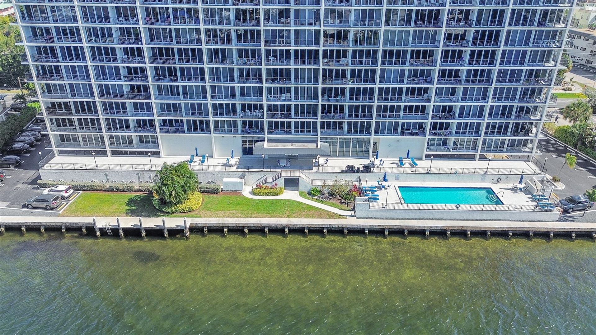 521 N Riverside Dr, Unit 707, Pompano Beach, FL 33062 Photo