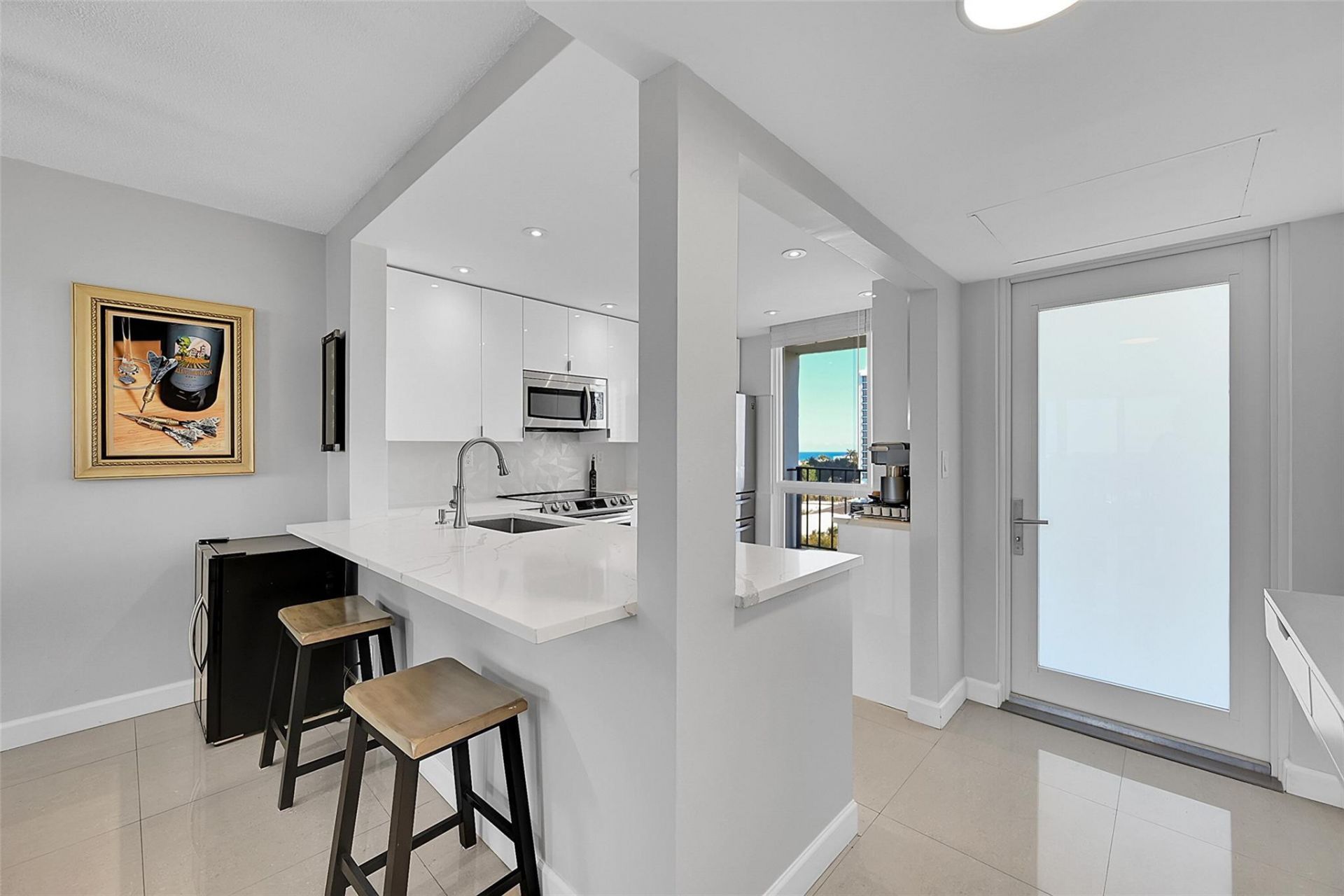 521 N Riverside Dr, Unit 707, Pompano Beach, FL 33062 Photo