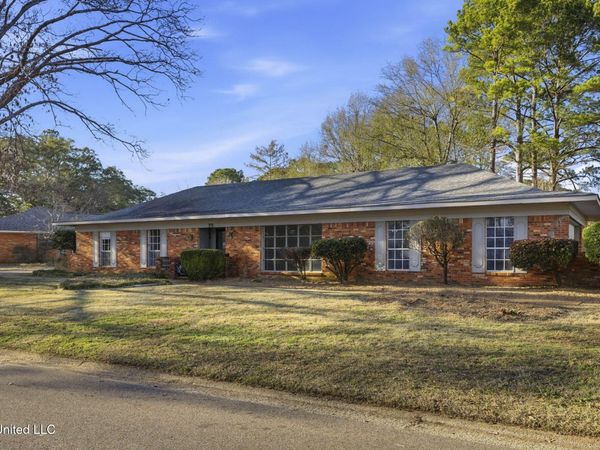 29 Stonegate Drive, Brandon, MS 39042