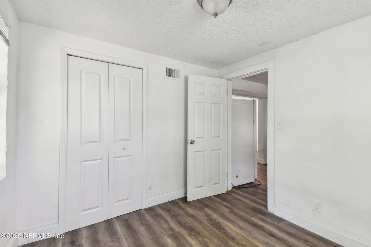 1330 Barnett Street, Jacksonville, FL 32209 Photo