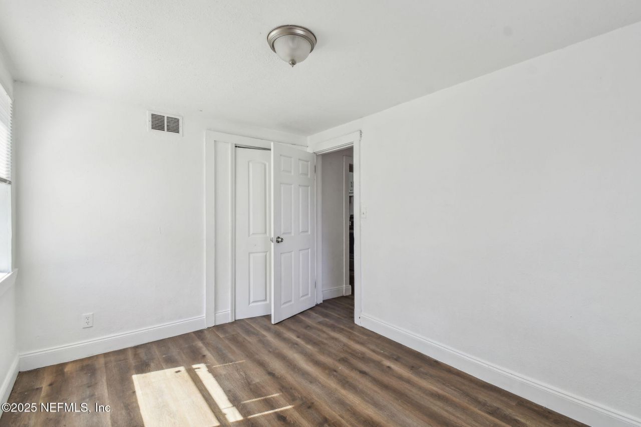 1330 Barnett Street, Jacksonville, FL 32209 Photo