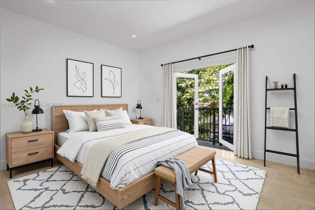 2784 SW 34th Ave , Miami, FL 33133 Photo