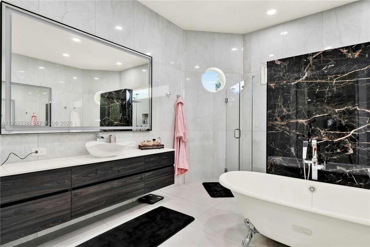 12301 NW 18th St , Plantation, FL 33323 Photo