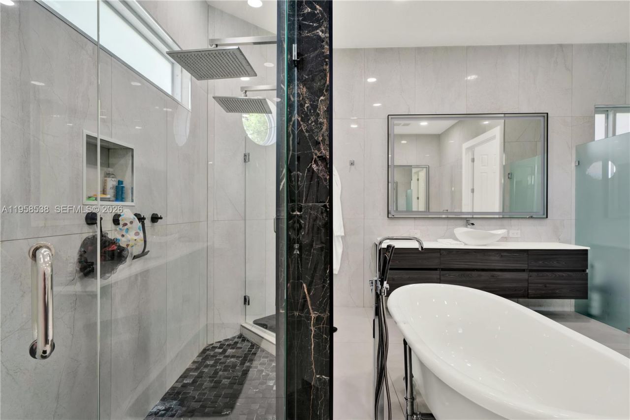 12301 NW 18th St , Plantation, FL 33323 Photo