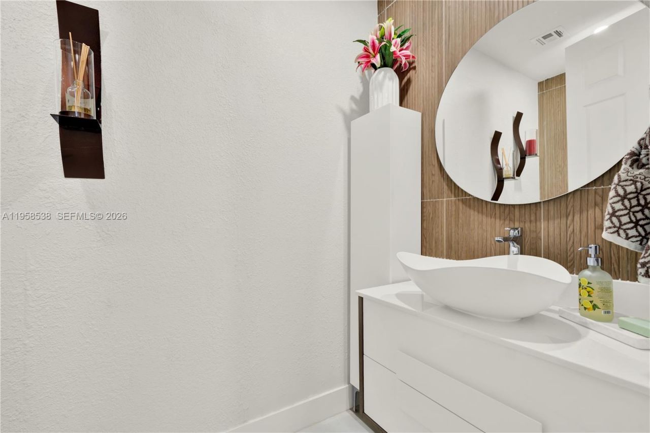 12301 NW 18th St , Plantation, FL 33323 Photo