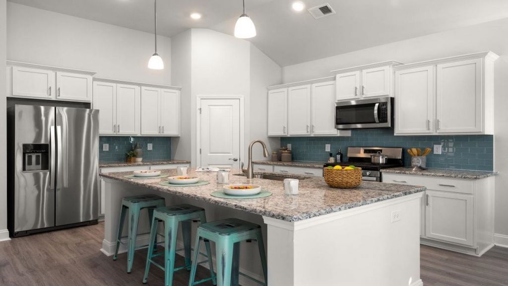 7067 Cinnamon Dr Photo 8