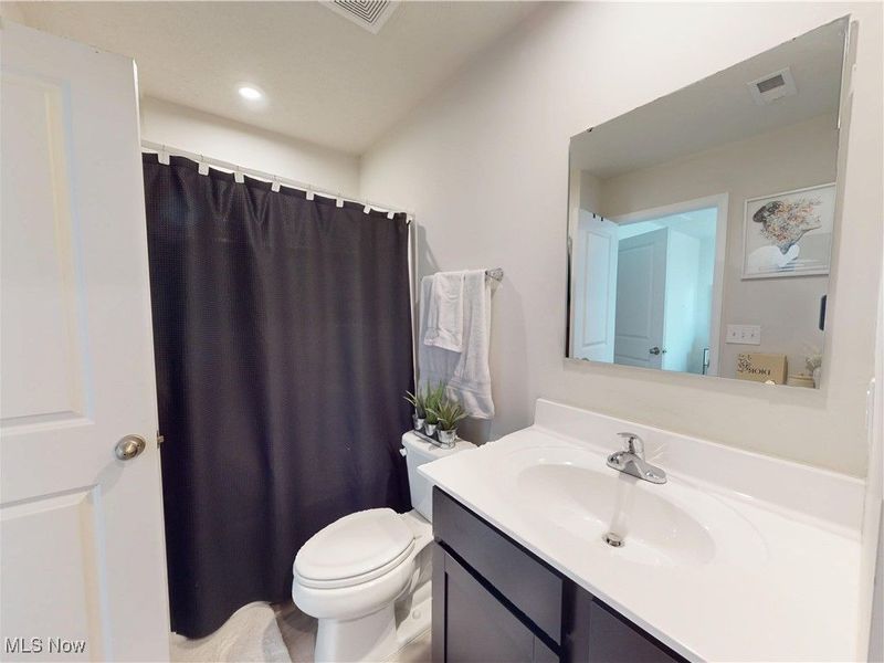 780 Pine Spring Drive, Painesville, OH 44077 Photo 23