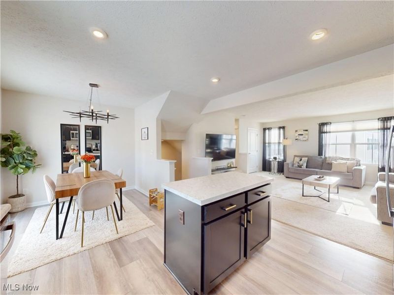 780 Pine Spring Drive, Painesville, OH 44077 Photo 3