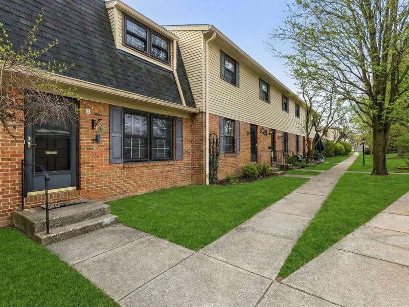 655 Providence Avenue, Unit B, Columbus, OH 43214 Photo 27