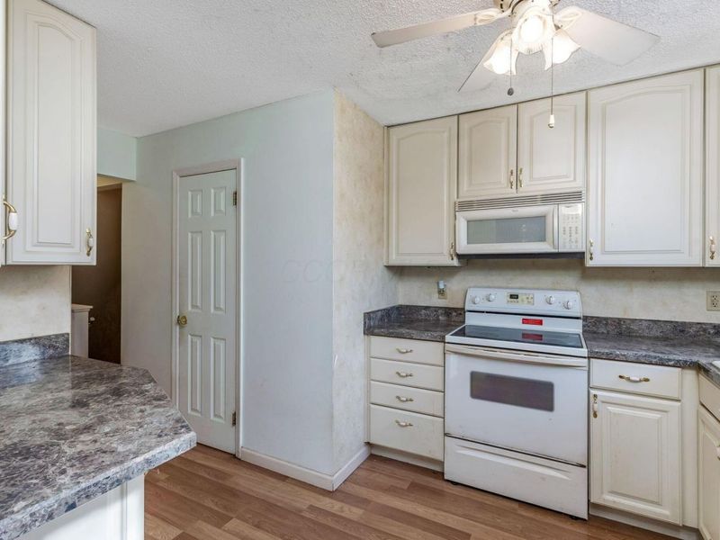 655 Providence Avenue, Unit B, Columbus, OH 43214 Photo 5