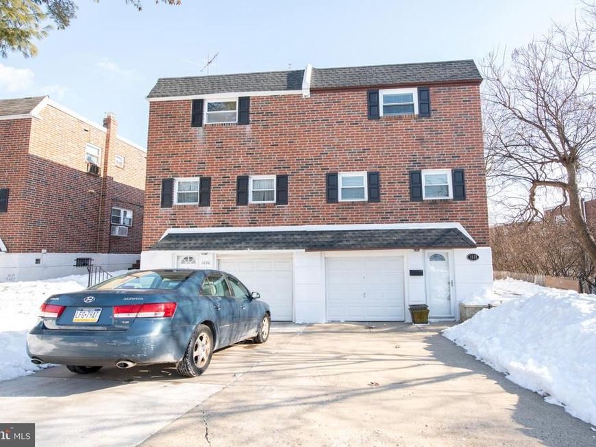 1018 Hoffnagle Place, Philadelphia, PA 19111 Main Photo