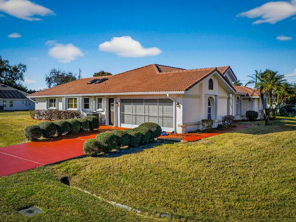 5407 NW Chicopa Street, Port Saint Lucie, FL 34983