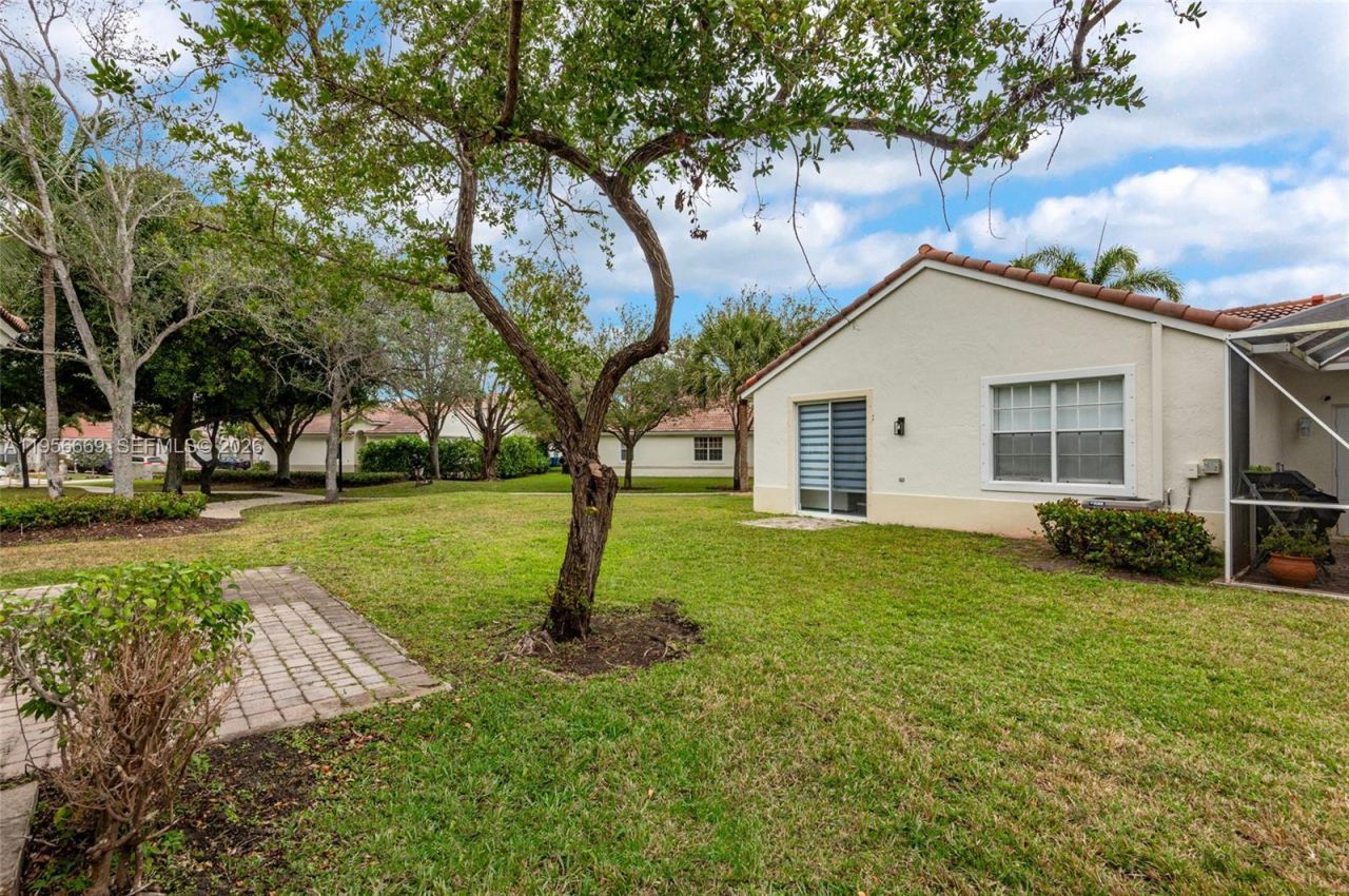 18823 SW 28th St , Miramar, FL 33029 Photo