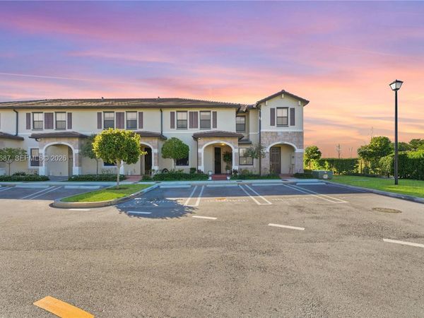 11456 W 33rd Way, Hialeah, FL 33018