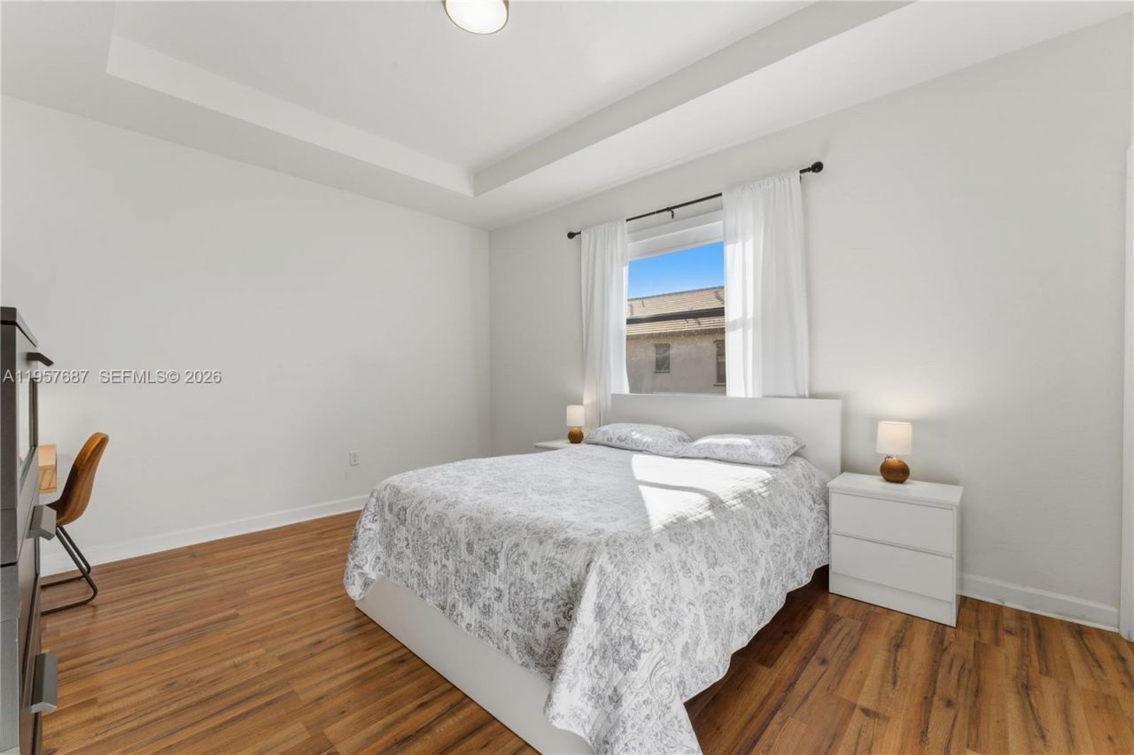 11456 W 33rd Way, Hialeah, FL 33018 Photo