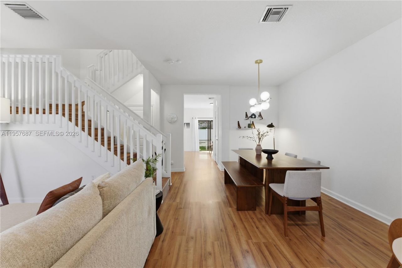 11456 W 33rd Way, Hialeah, FL 33018 Photo