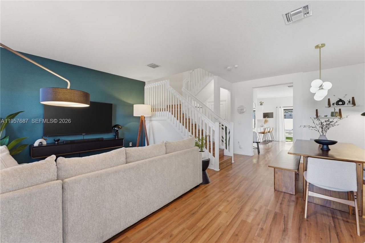 11456 W 33rd Way, Hialeah, FL 33018 Photo