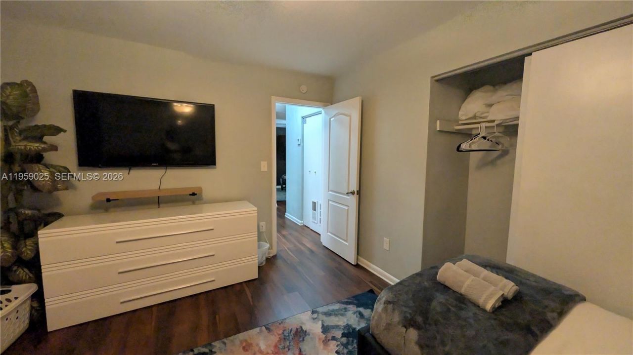 19374 NW 30th Ct, Miami Gardens, FL 33056 Photo