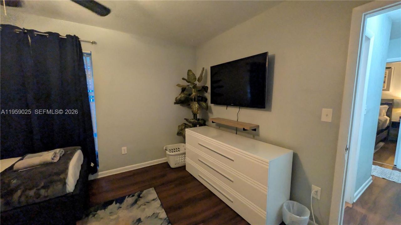 19374 NW 30th Ct, Miami Gardens, FL 33056 Photo