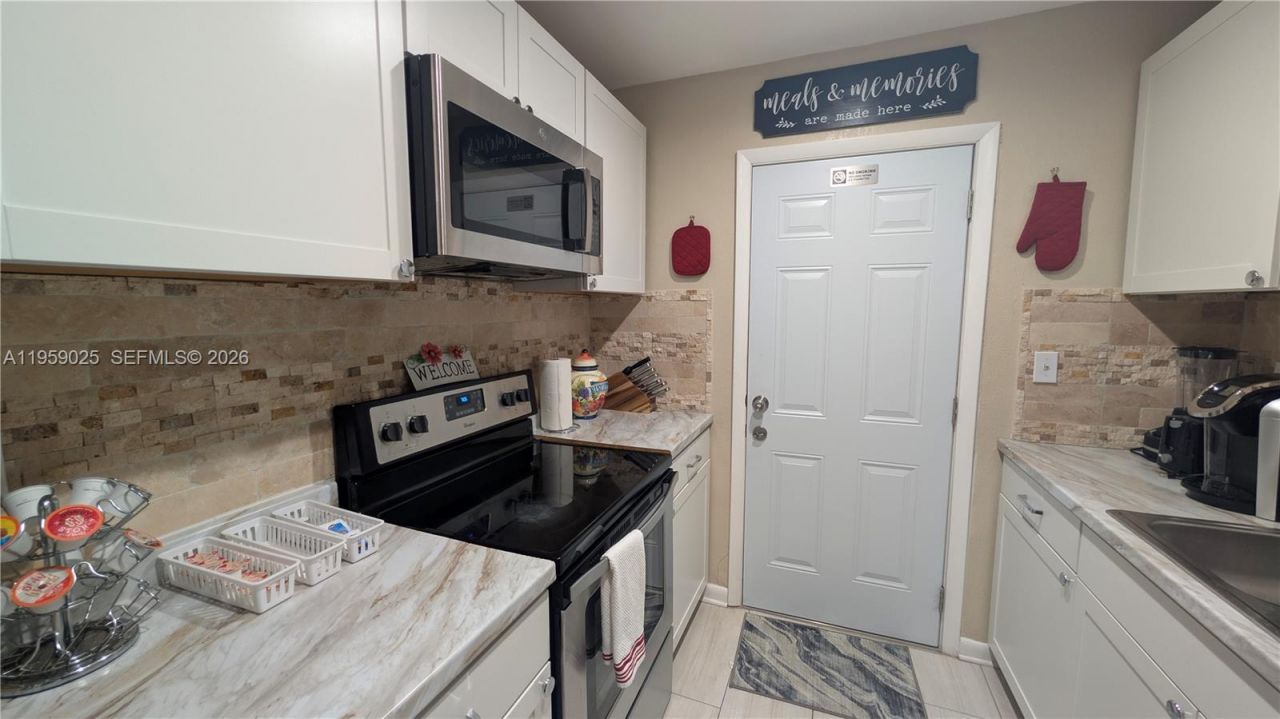 19374 NW 30th Ct, Miami Gardens, FL 33056 Photo