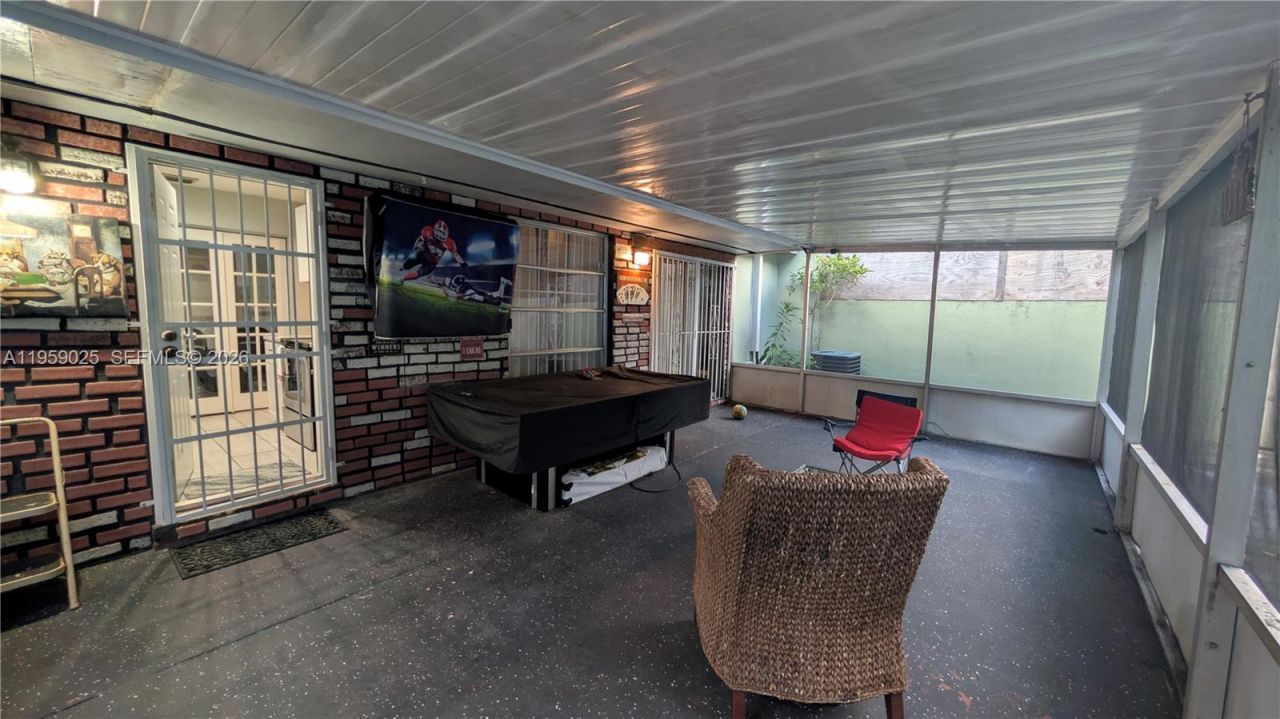 19374 NW 30th Ct, Miami Gardens, FL 33056 Photo