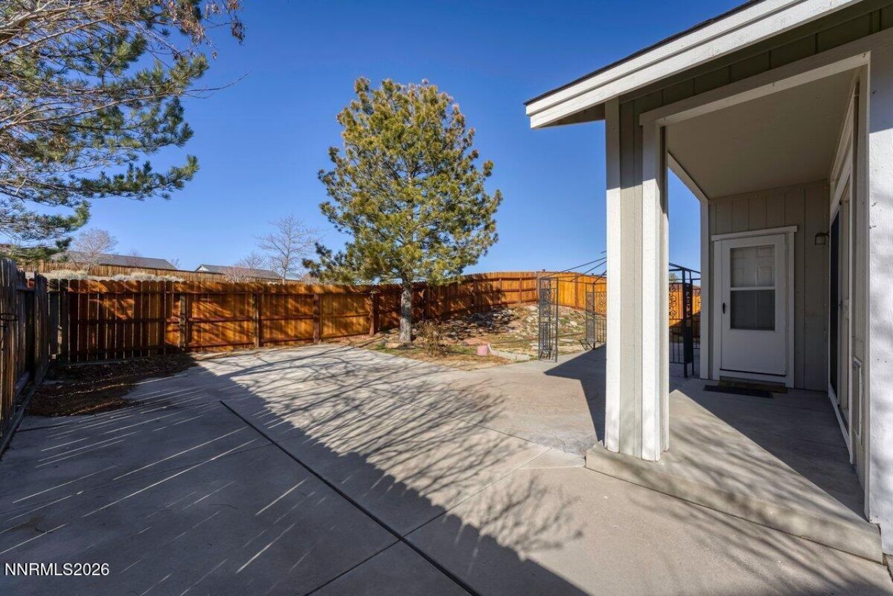 9765 Rock River Drive, Reno, NV 89506 Photo