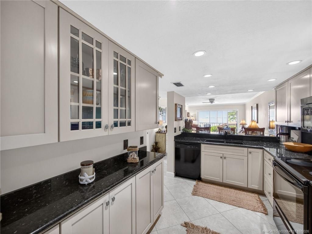 4680 NE Sandpebble Trace, Unit 103, Stuart, FL 34996 Photo