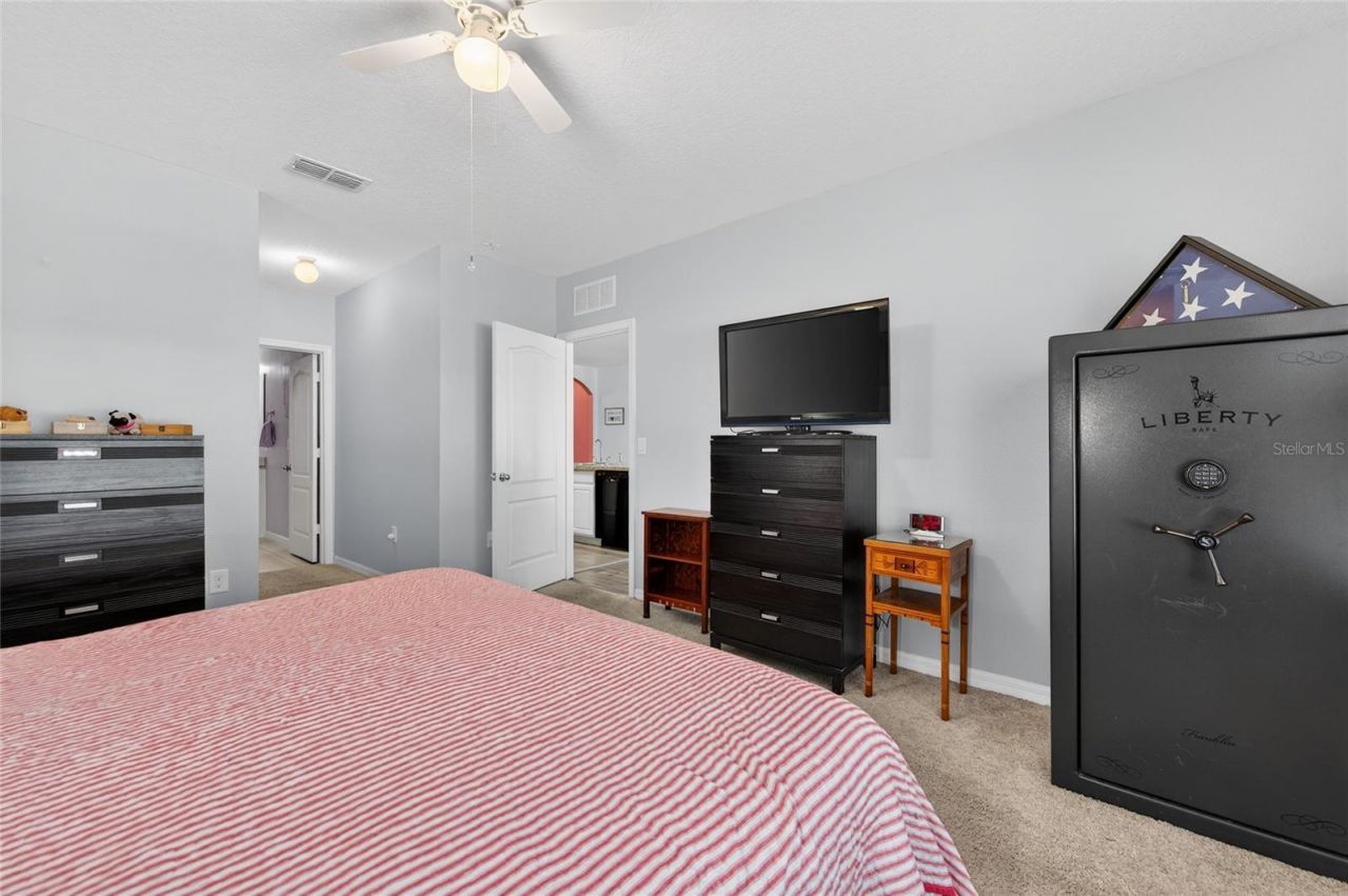 113 Fishermans Cove Drive, Edgewater, FL 32141 Photo