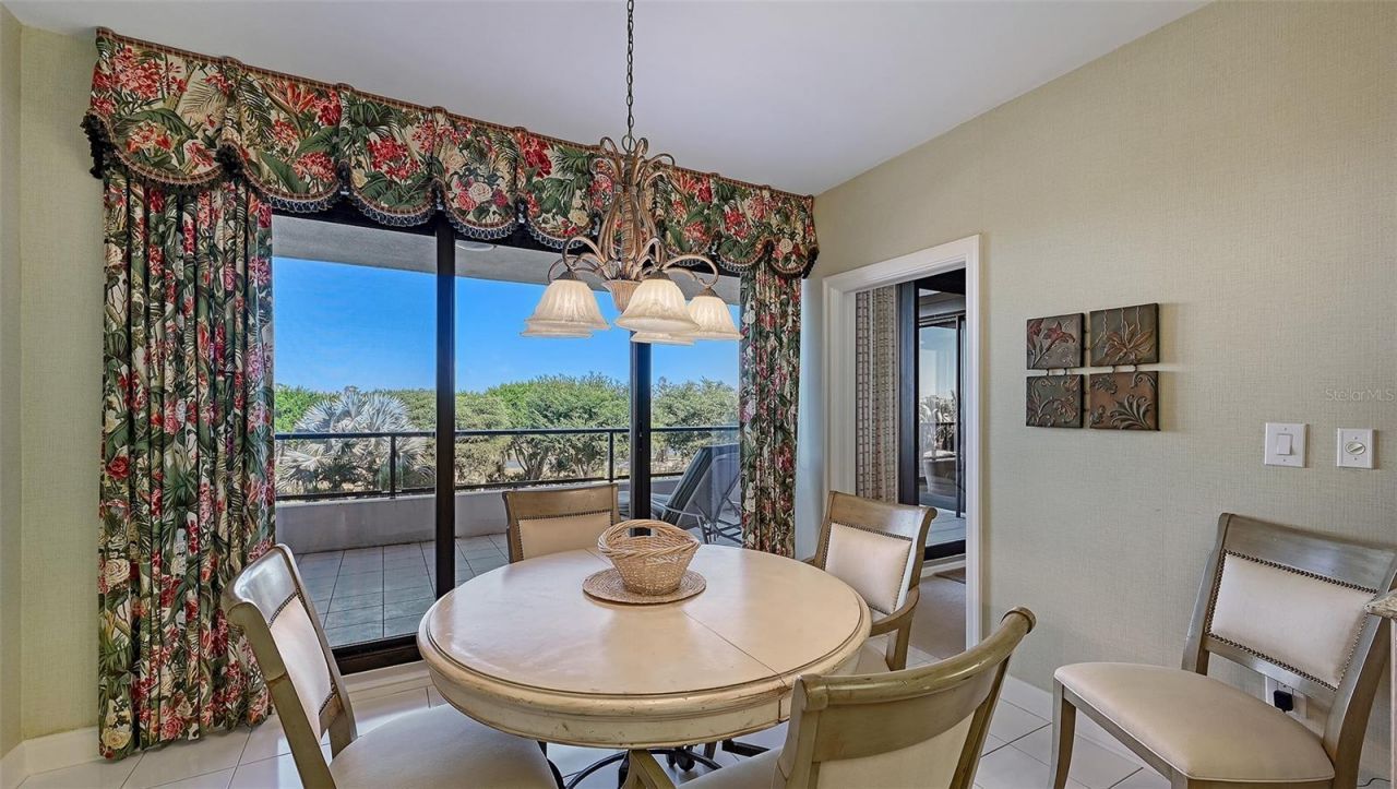 545 Sanctuary Drive, Unit B305, Longboat Key, FL 34228 Photo