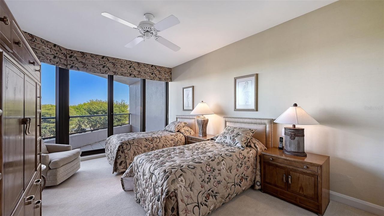 545 Sanctuary Drive, Unit B305, Longboat Key, FL 34228 Photo