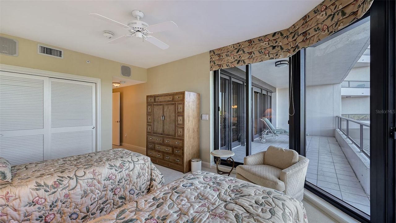 545 Sanctuary Drive, Unit B305, Longboat Key, FL 34228 Photo