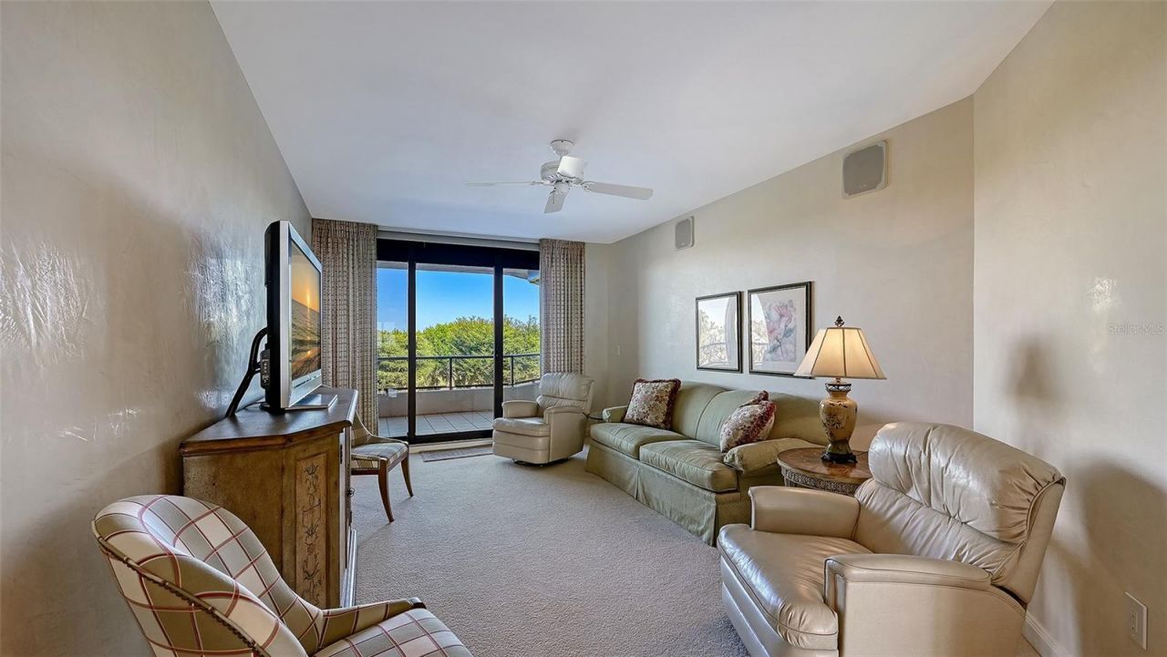 545 Sanctuary Drive, Unit B305, Longboat Key, FL 34228 Photo