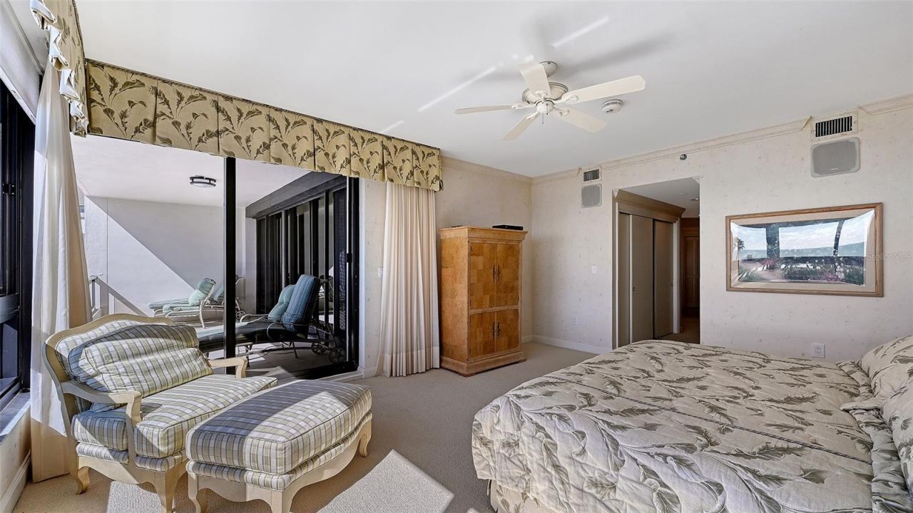 545 Sanctuary Drive, Unit B305, Longboat Key, FL 34228 Photo