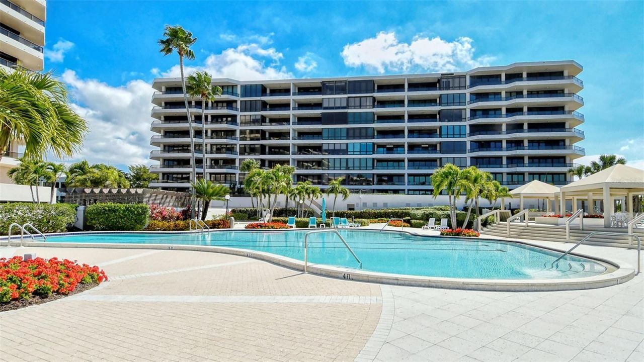 545 Sanctuary Drive, Unit B305, Longboat Key, FL 34228 Photo