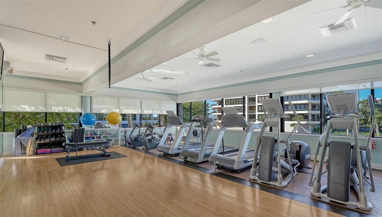 545 Sanctuary Drive, Unit B305, Longboat Key, FL 34228 Photo