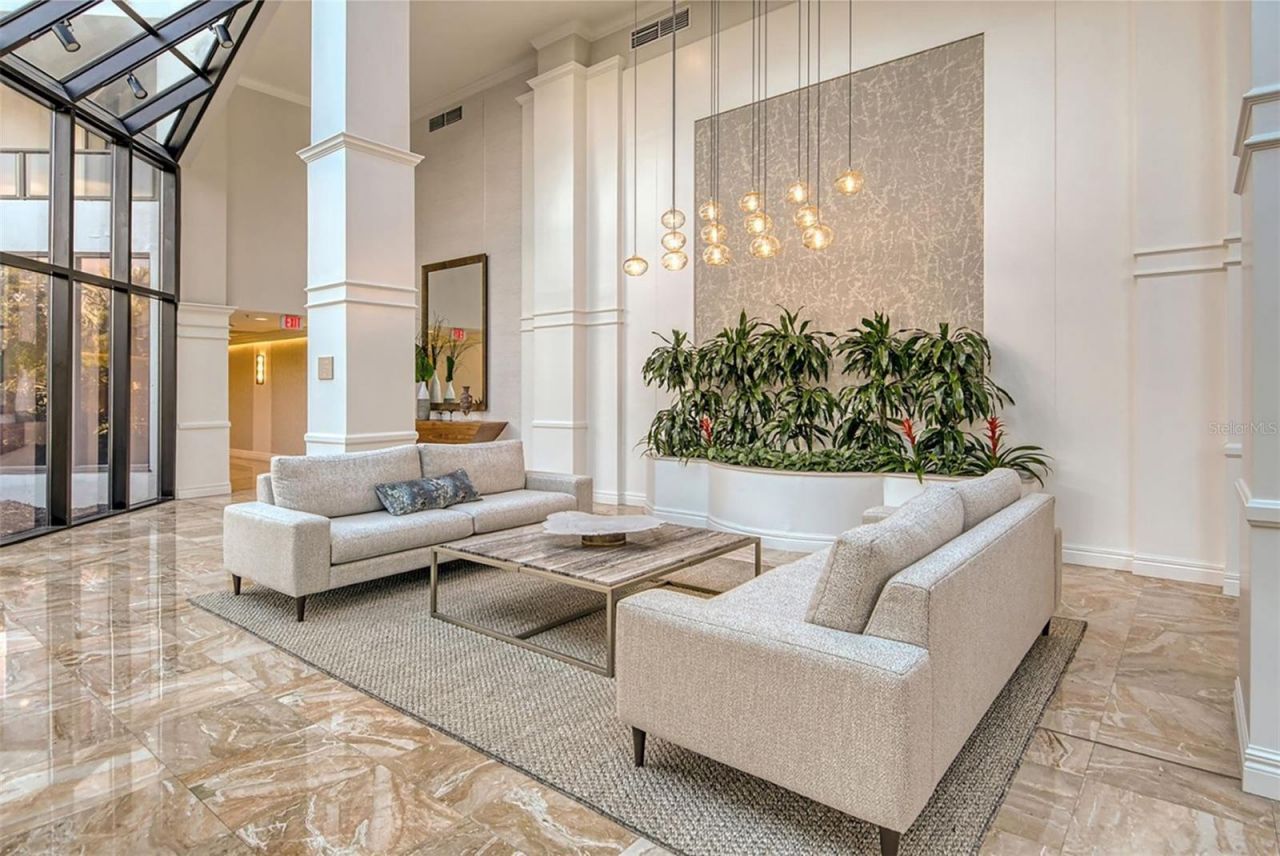 545 Sanctuary Drive, Unit B305, Longboat Key, FL 34228 Photo