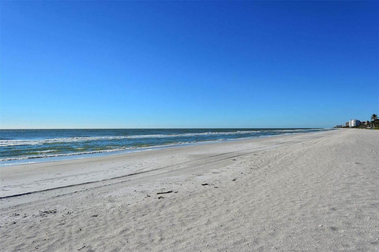 545 Sanctuary Drive, Unit B305, Longboat Key, FL 34228 Photo