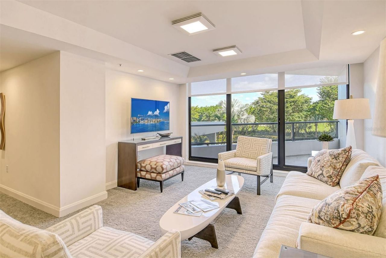 545 Sanctuary Drive, Unit B305, Longboat Key, FL 34228 Photo