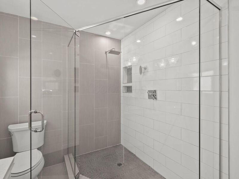 2748 Tremont Road, Columbus, OH 43221 Photo 32