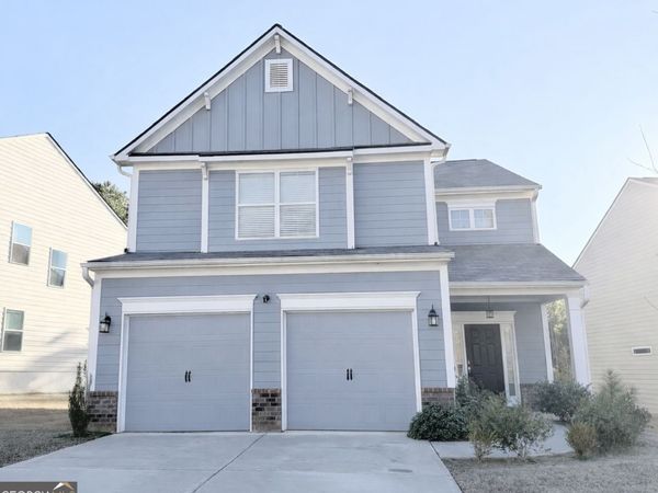 1040 Shadow Glen Drive, Fairburn, GA 30213