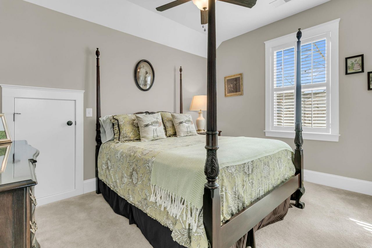 1422 Hooper Street Photo 26