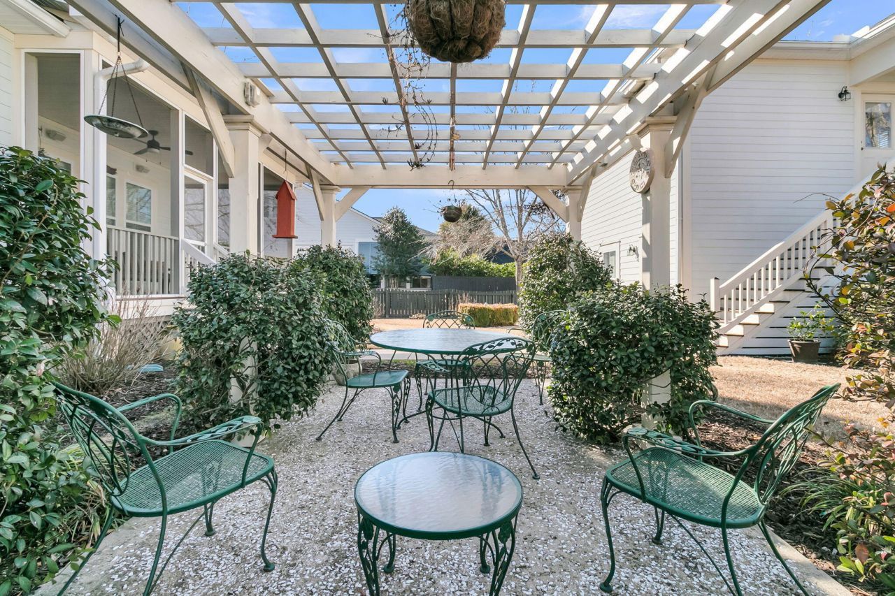 1422 Hooper Street Photo 28