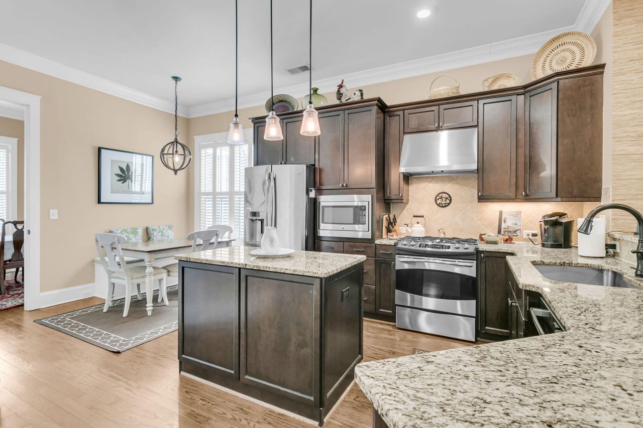 1422 Hooper Street Photo 6