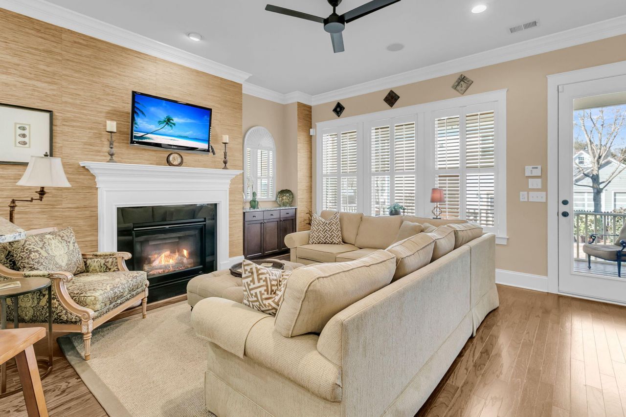 1422 Hooper Street Photo 8