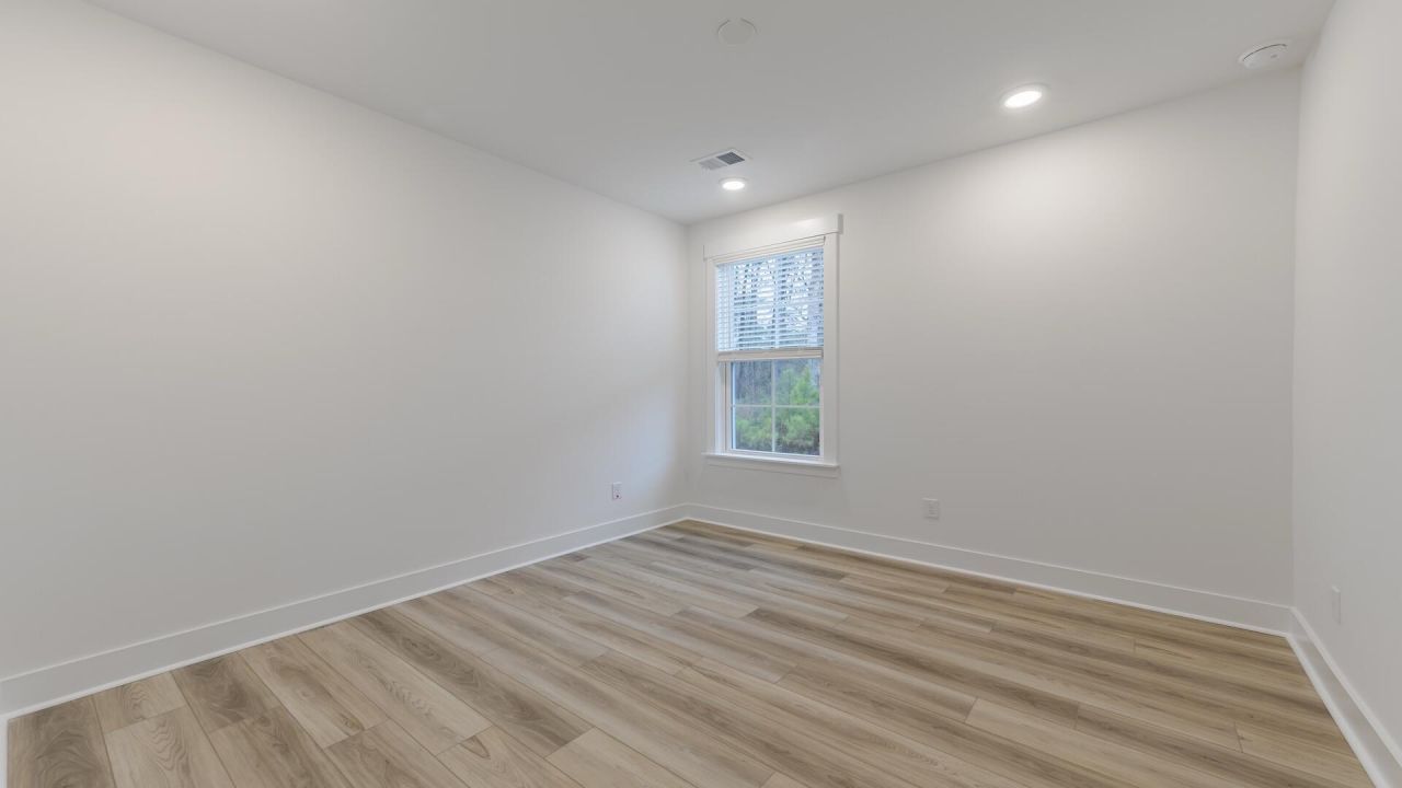 416 Cadbury Loop Photo 14