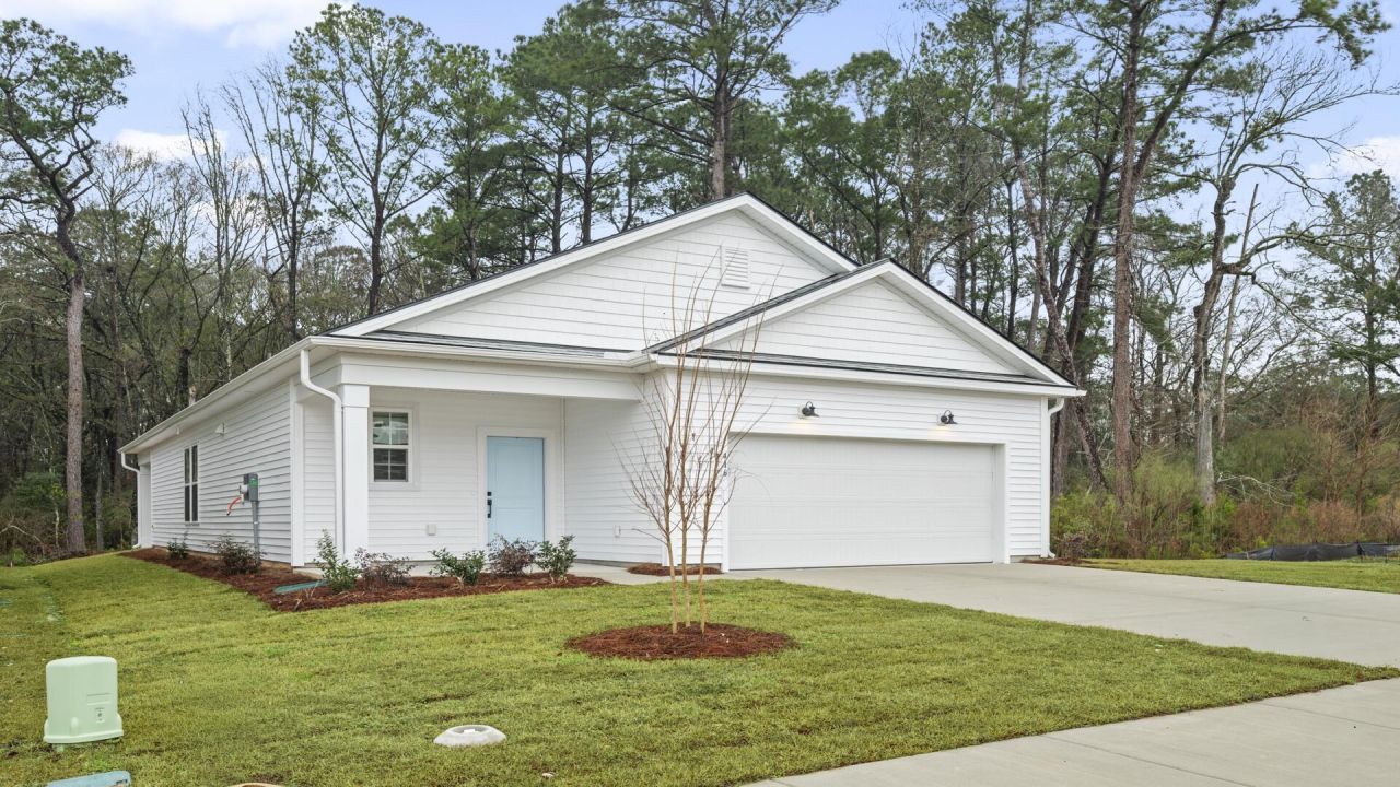 416 Cadbury Loop Photo 2