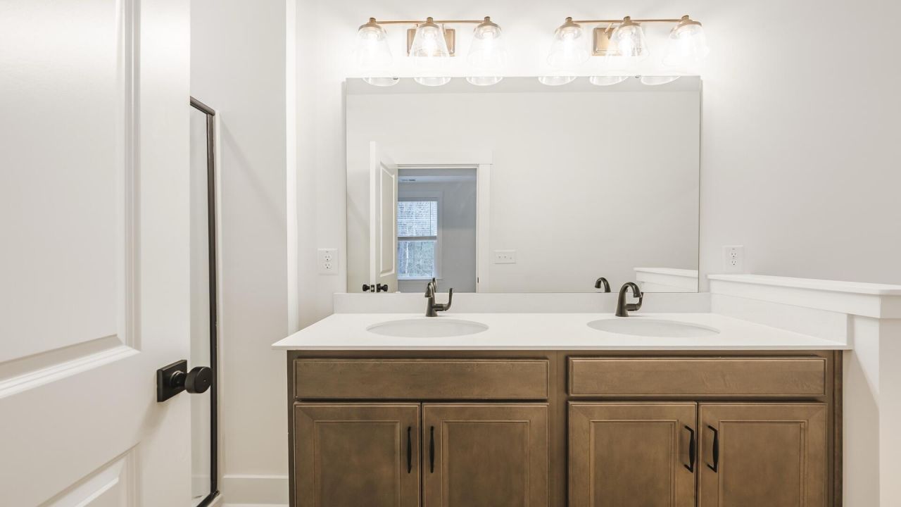 416 Cadbury Loop Photo 21