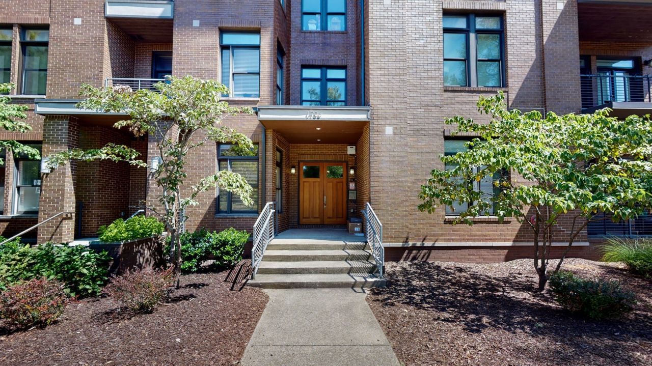 1706 18th Ave S, Unit 412, Nashville, TN 37212 Main Photo